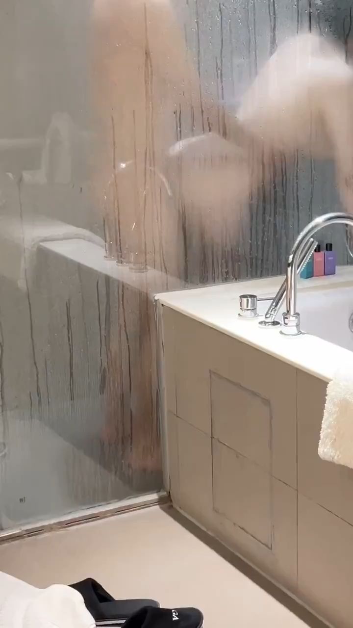 couple have sex in the bathroom